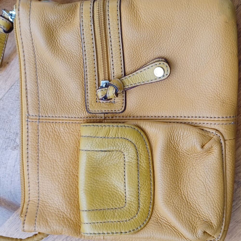 Vintage Tignanello Leather Crossbody Purse - Picture 11 of 11